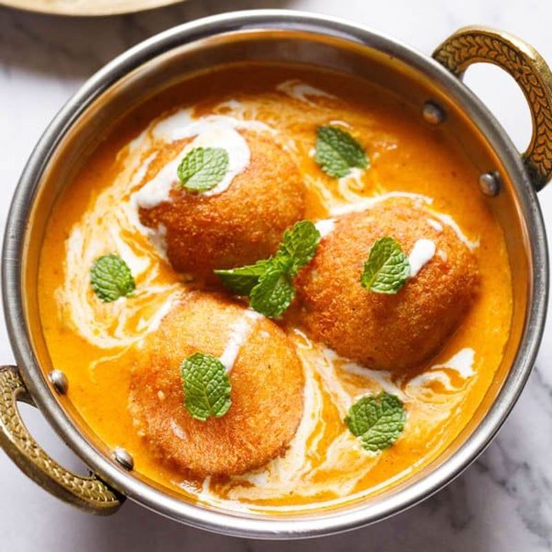 Malai Kofta — albóndigas vegetarianas en salsa de anacardos y tomate